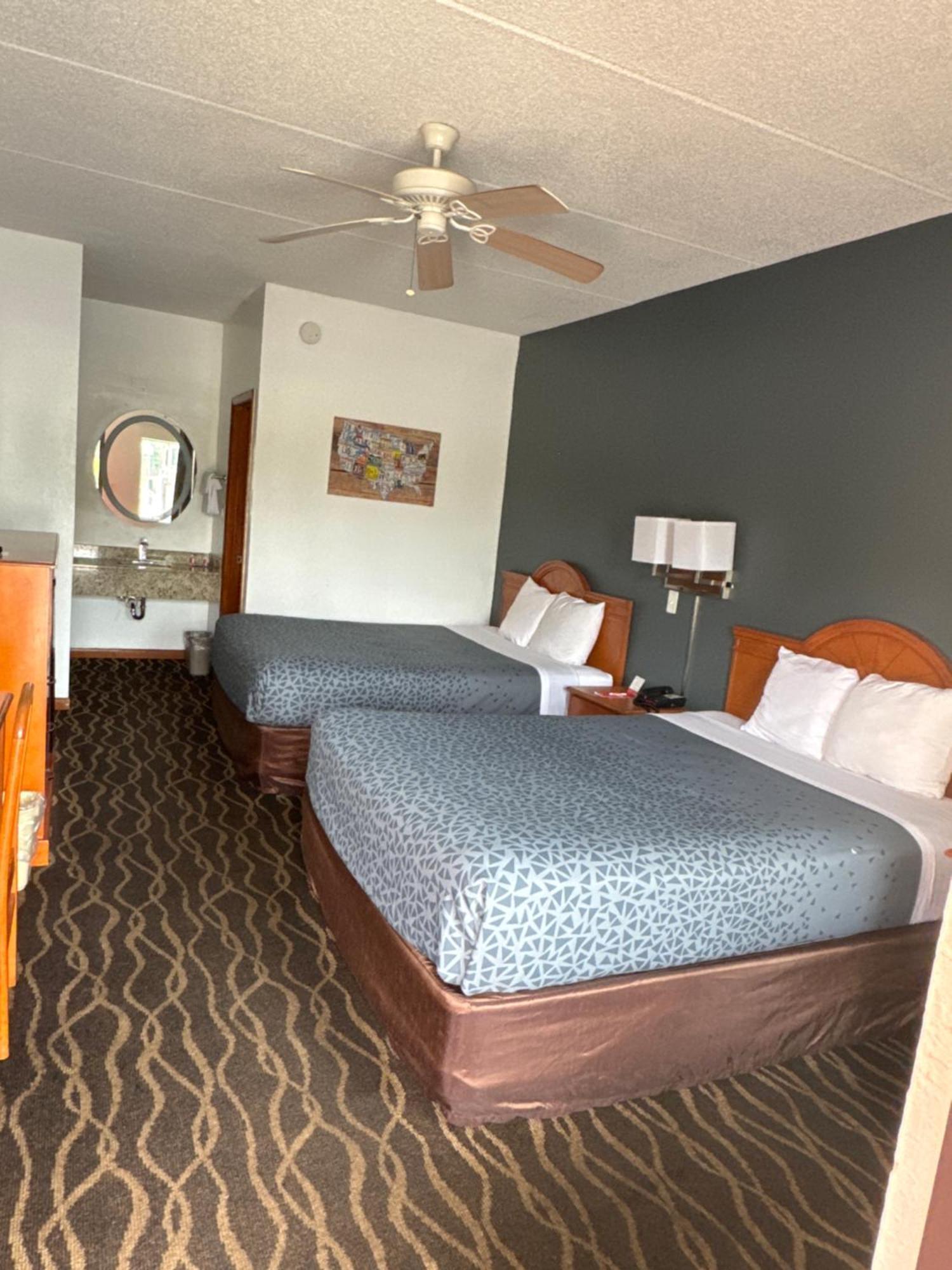 Econolodge Inn & Suites Albany Exterior foto